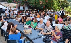Başkan Gürel Aşure Lokmasında Canlarla Bir Araya Geldi