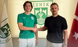 İznikspor Mert Akoğlu’nu Kaptı