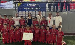 Kent Oyunları’nda Çiftlikköy Belediyespor U11 Takımı Şampiyon Oldu
