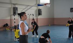 Başkan Tavşan’dan Voleybol Kursuna Ziyaret
