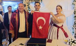 Başkan Kurt, Genç Çiftin Nikâhını Kıydı