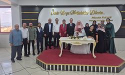 Başkan Canbay, Genç Çiftlerin Nikâh Törenlerine Katıldı