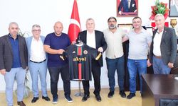 Cengiz Arslan’dan Yalovaspor’a Forma Desteği