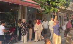 Sıcak Altında Saatlerce Bekleyiş: Yalova’da Kuyruk Çilesi