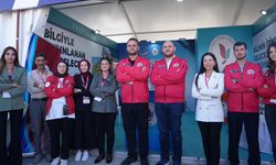 Ahmet Büyükgümüş, TEKNOFEST’te Yalova Üniversitesi Standını Ziyaret Etti
