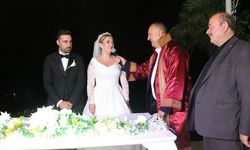Başkan Kurt, Hafta Sonu Boyunca Genç Çiftleri Evlendirdi