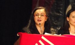 Gülsen Büker Adaylıktan Çekildi!