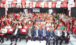 CHP’de Merkez İlçe Kongresi Heyecanı: Kemal Sürel Güven Tazeledi!