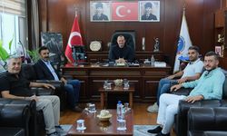 Başkan Yele, 04 Yalova Ağrılılar Derneği’ni Makamında Ağırladı
