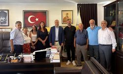 Başkan Kurt, Hacı Bektaş Veli Anadolu Kültür Vakfı Çınarcık Şubesini Makamında Ağırladı