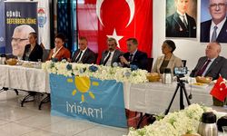 İYİ Parti 77 İlde Sahaya Çıktı, Yalova Temsilcileri Vatandaşlarla Buluştu