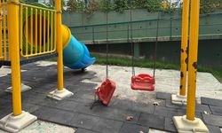 Kadıköy’de Parklara Hasar Verildi