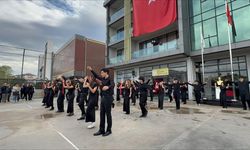 Bireyli Öğrencilerden Cumhuriyet’e Yakışan Kutlama