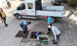 Çiftlikköy’de Yağmur Suyu Hatları Temizleniyor