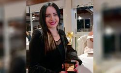Kübra Karahanoğlu’na “Yılın En İyi Psikoloji Köşe Yazarı” Ödülü