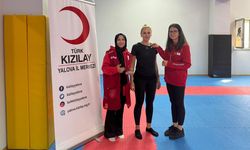 Kızılay Kadın Birimi güne pilates yaparak başladı