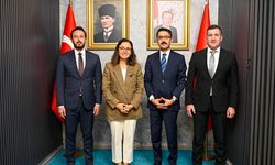 Müdür Laçin ve Beraberindeki Heyetten Vali Kaya’ya Ziyaret