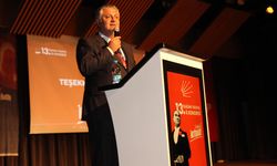 CHP Yalova İl Kongresi’nde Başkan Gürel’den Duygusal Konuşma