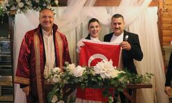 Başkan Avni Kurt, Nilgün ve Halit Çiftinin Nikahını Kıydı