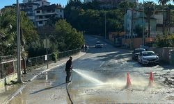 Çınarcık’ta Temizlik Çalışmaları Gece Gündüz Sürüyor