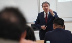 Yalova Üniversitesi’nde İlahiyat ve Hukuk Fakültelerinde Akademik Kurul Toplantıları Gerçekleştirildi