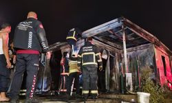 Yalova’da Konteyner Kentte Yangın: Bir Konteyner Küle Döndü