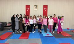 Farkındalık İçin Pembe Giydiler