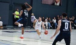 Çayırova ve Konya Zirvede Tek Kaldı