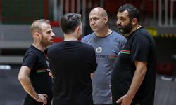 Dev Adamlar Cedi’ye Konuk Oluyor