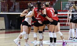 Sultanlar, Es Voleybol’u Ağırlıyor