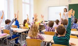 Ara Tatil Bitti, Ders Zili Yeniden Çaldı