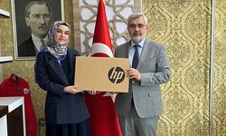 Başarılı Öğretmen Hikaye Yarışmasında Ödülün Sahibi Oldu