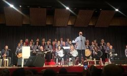 Gençleşen Türkülerden Muhteşem 15. Yıl Şöleni