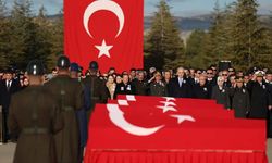 Gürcistan’daki Uçak Kazasında Şehit Olan 20 Asker İçin Tören Düzenlendi