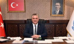 Başkan Gürel; “Geleceğimizi İnşa Eden Öğretmenlerimize Minnetle”