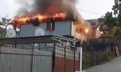 Yalova'da 2 Katlı Evde Yangın