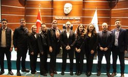 TMMOB Mimarlar Odası Yalova Şubesi’nden Bayrak Değişimi!