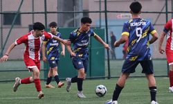 Demir Dört Dörtlük