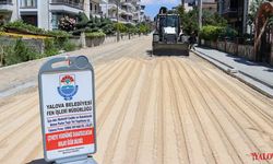 Binlerce Ton Asfalt, On Binlerce Metrekare Yol Çalışması