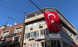 Şanlı Türk Bayrağımızla Şehitlere Rahmet, Teröre Lanet