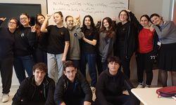 TED Koleji Öğrencileri Laboratuvarda Kimyasal Tepkimeleri Deneyimledi