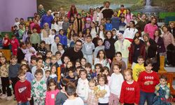 Yalova Belediyesi’nden Miniklere Tiyatro Keyfi