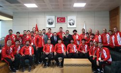 Milli Yıldızlarımız Yerlikaya’nın Konuğu Oldu