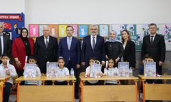 2025-2026 Eğitim Öğretim Yılı Yarıyıl Karneleri Dağıtıldı