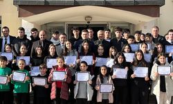 Altınova’nın Şampiyon Öğrencileri Ödüllendirildi