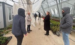 Başkan Fazlaca, Fırtına Nedeniyle Seraları Zarar Gören Çiftçileri Ziyaret Etti