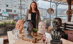 “Heykel Benim İçin Hem İfade Aracı Hem Terapi”