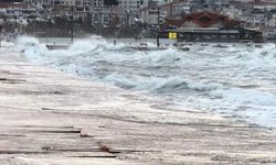 İstanbul’da Lodos Nedeniyle İDO Seferleri İptal Edildi