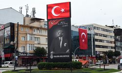 Yalova Belediyesi Bayrağına Sahip Çıkıyor