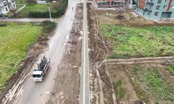 Çiftlikköy’de Yol ve Kaldırım Çalışmaları Hız Kazandı